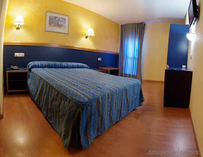Hotel Hc*** Mollet Barcelona Mollet del Valles Ruang foto